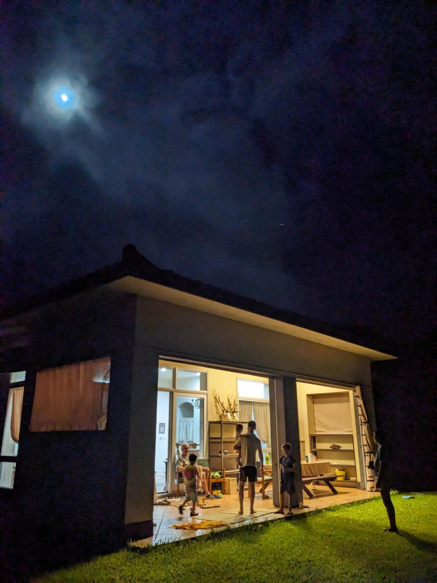 Tsundara Beach Retreat Ishigaki  Extérieur photo